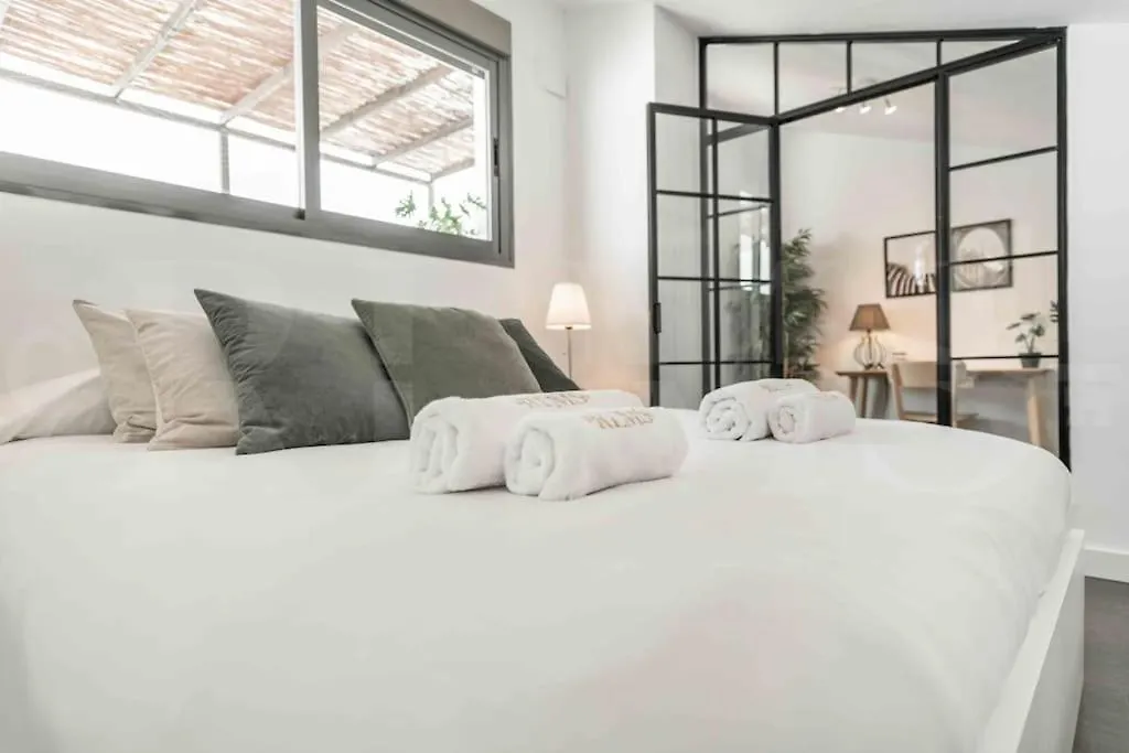 Bright Spacious Duplex With Terrace By Rems Malaga 0*,