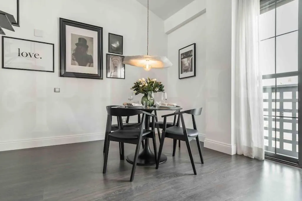 Apartment Bright Spacious Duplex With Terrace By Rems Malaga