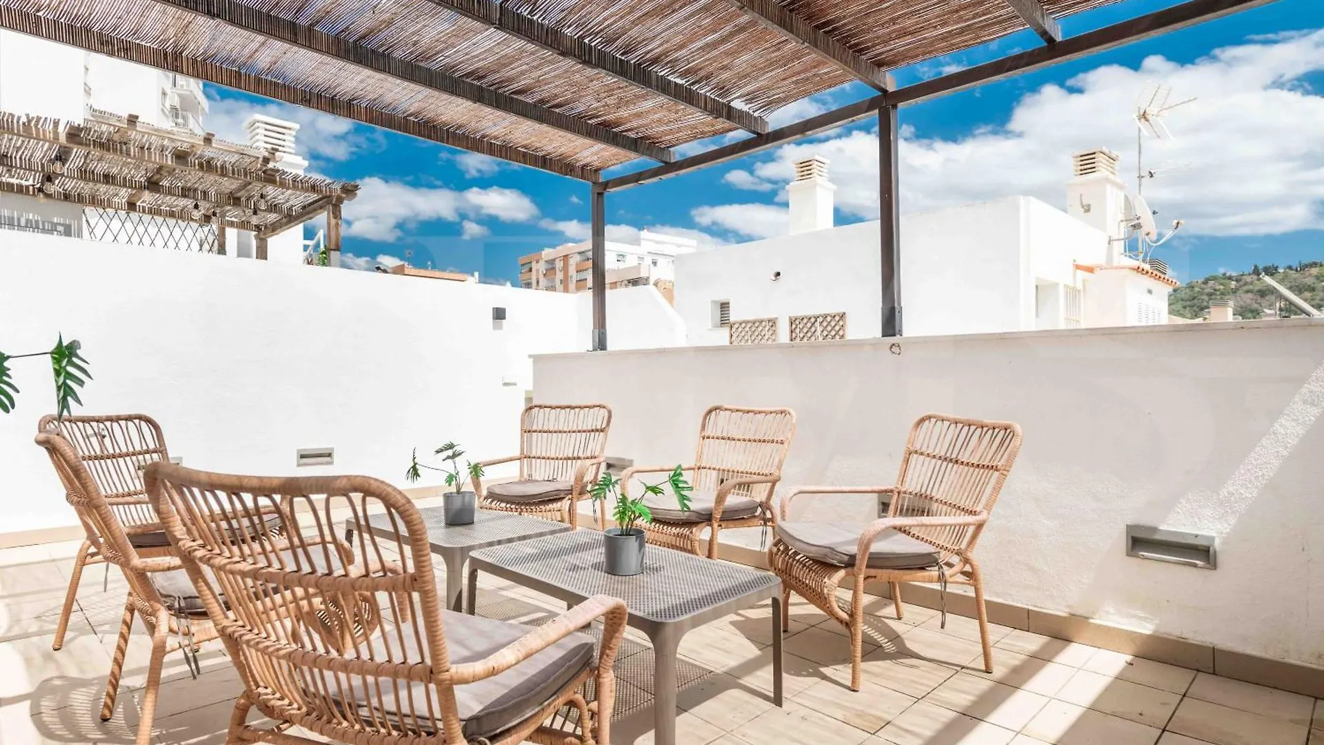 Bright Spacious Duplex With Terrace By Rems Malaga Apartment