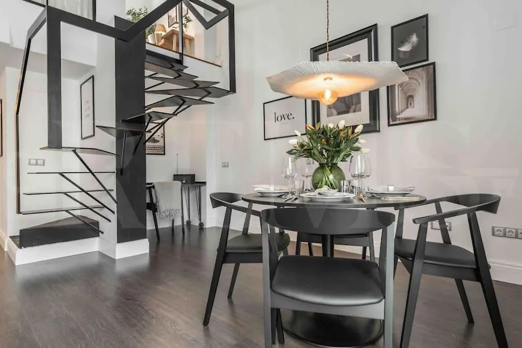 Апартаменты Bright Spacious Duplex With Terrace By Rems Малага Испания